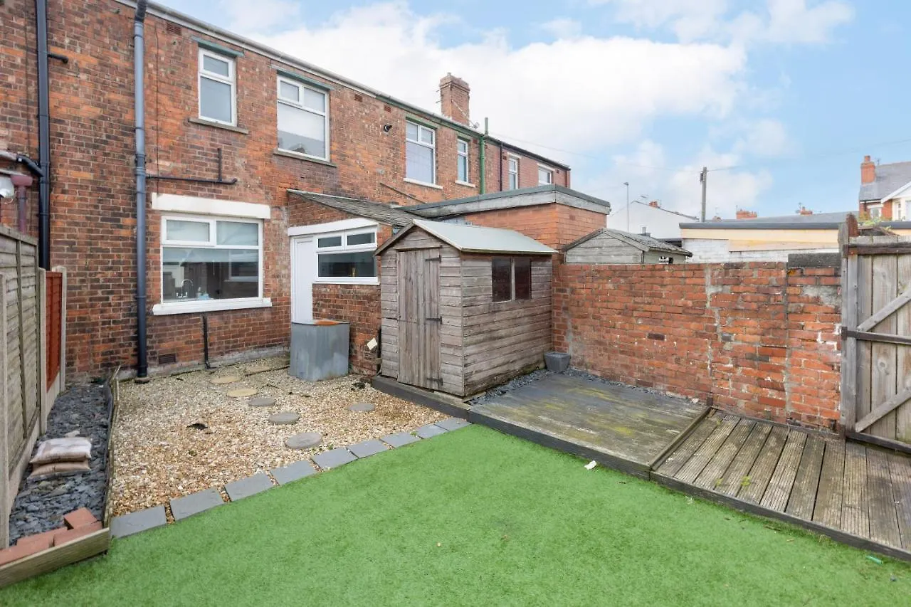 Holiday home Charles Alexander Short Stay - Ansdell House Blackpool United Kingdom